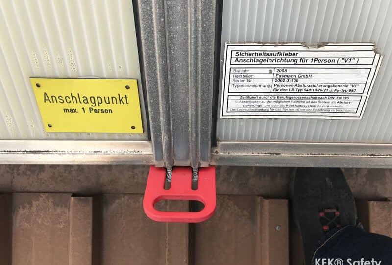 Pruefung_Anschlagpunkte_an_Lichtkuppeln_KFK